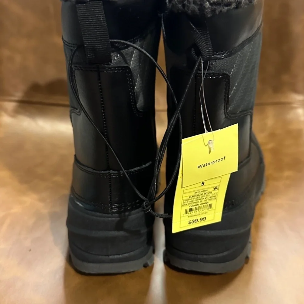 All in Motion Kids Black Skylar Winter Boots